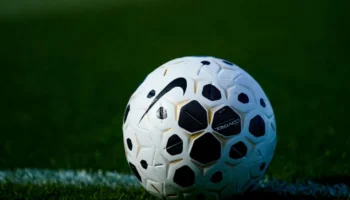 L&rsquo;Aviron Bayonnais prend la tête du groupe B de National 1 après sa victoire contre Saumur