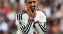 Carrick défend Fernandes et critique les critiques &lsquo;paresseuses&rsquo; de Manchester United