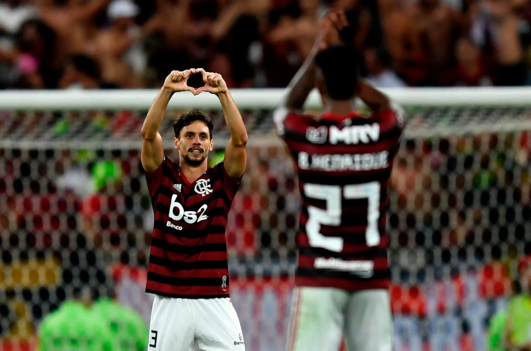 Rodrigo Caio celebrates after Flamengo’s victory over Grêmio at the Maracanã in October.