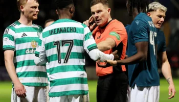 La Scottish FA dénonce McInnes et les médias après la protection policière d&rsquo;un arbitre