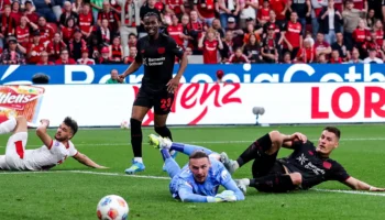 Hoffenheim déçu après le triplé de Schick qui propulse Leverkusen à la quatrième place