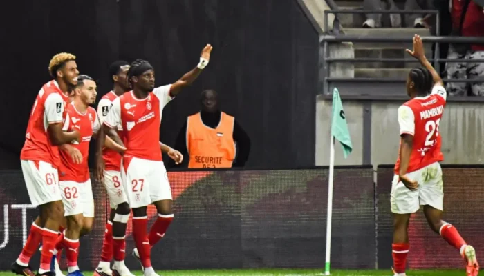 Reims obtient sa première victoire en Ligue 2 face à Annecy