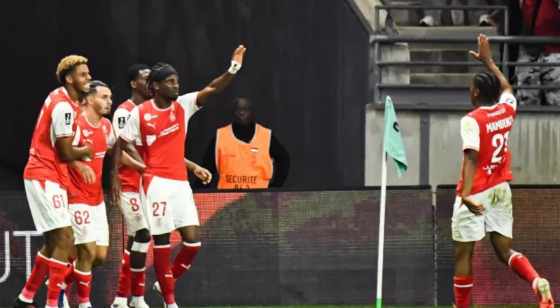 Reims obtient sa première victoire en Ligue 2 face à Annecy