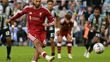 Newcastle et Liverpool partagent les points dans un match intense
