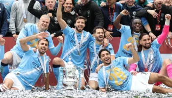 Manchester City remporte la FA Cup, Hearts confrontés à un drame à Celtic