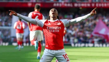 Arsenal s&rsquo;impose tandis que Chelsea se relance pour atteindre la finale de la FA Cup