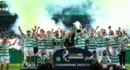 Celtic s&rsquo;impose face à Hearts avec un doublé tardif pour conserver le titre écossais