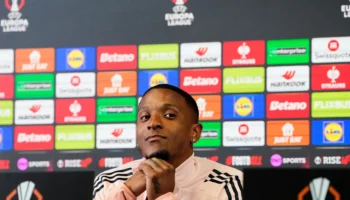 Ezri Konsa se réjouit du soutien royal à Aston Villa
