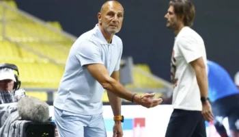 Michel Der Zakarian licencié après un début de saison difficile