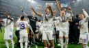Aston Villa célèbre son histoire tout en visant de nouveaux sommets en Europa League