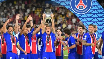 Lens face au PSG en Trophée des champions : Digne, Beraldo et Zabarnyi titulaires