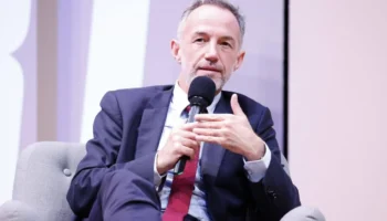 Emmanuel Grégoire dénonce les violences impliquant des ultras niçois