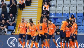 Başakşehir s&rsquo;impose contre Kocaelispor à domicile