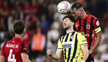 Fenerbahçe débute sa saison par une défaite contre Gençlerbirliği