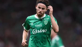 Jakob Breum blessé, une inquiétude pour Saint-Étienne : « J&rsquo;espère qu&rsquo;on s&rsquo;y est pris à temps »