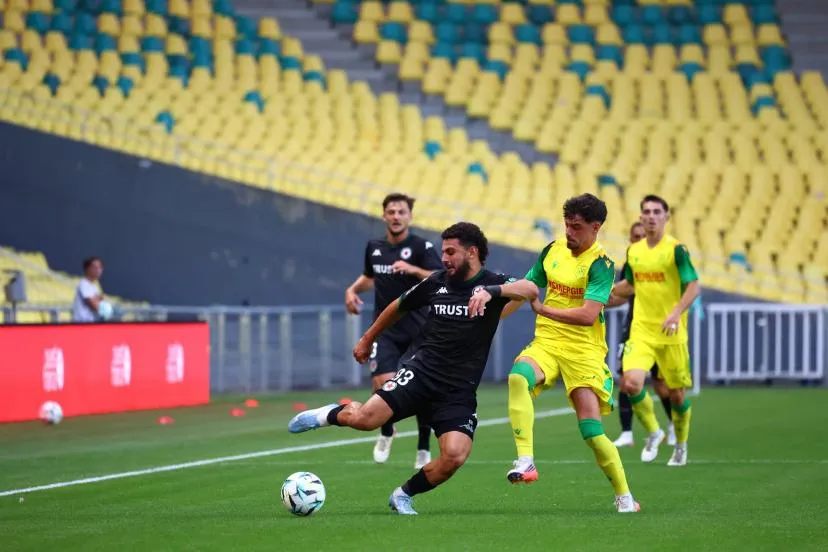 d827c.jpg Mercato : Ryad Hachem proche de Nantes