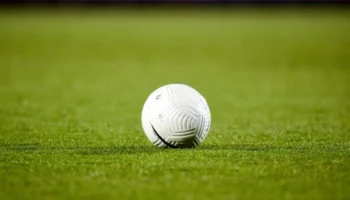 Mercato : Concarneau prête un attaquant à Dinan-Léhon, renforcement pour le Stade Briochin