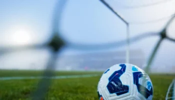 Dinan-Léhon wins with a stunning goal from Nathan Le Gouellec