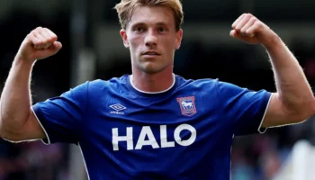Zian Flemming offre la victoire à Ipswich contre un Crystal Palace réduit à dix