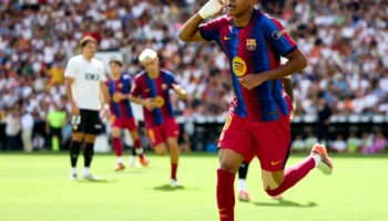 Lamine Yamal brille avec un doublé lors de la victoire de Barcelone contre Valence