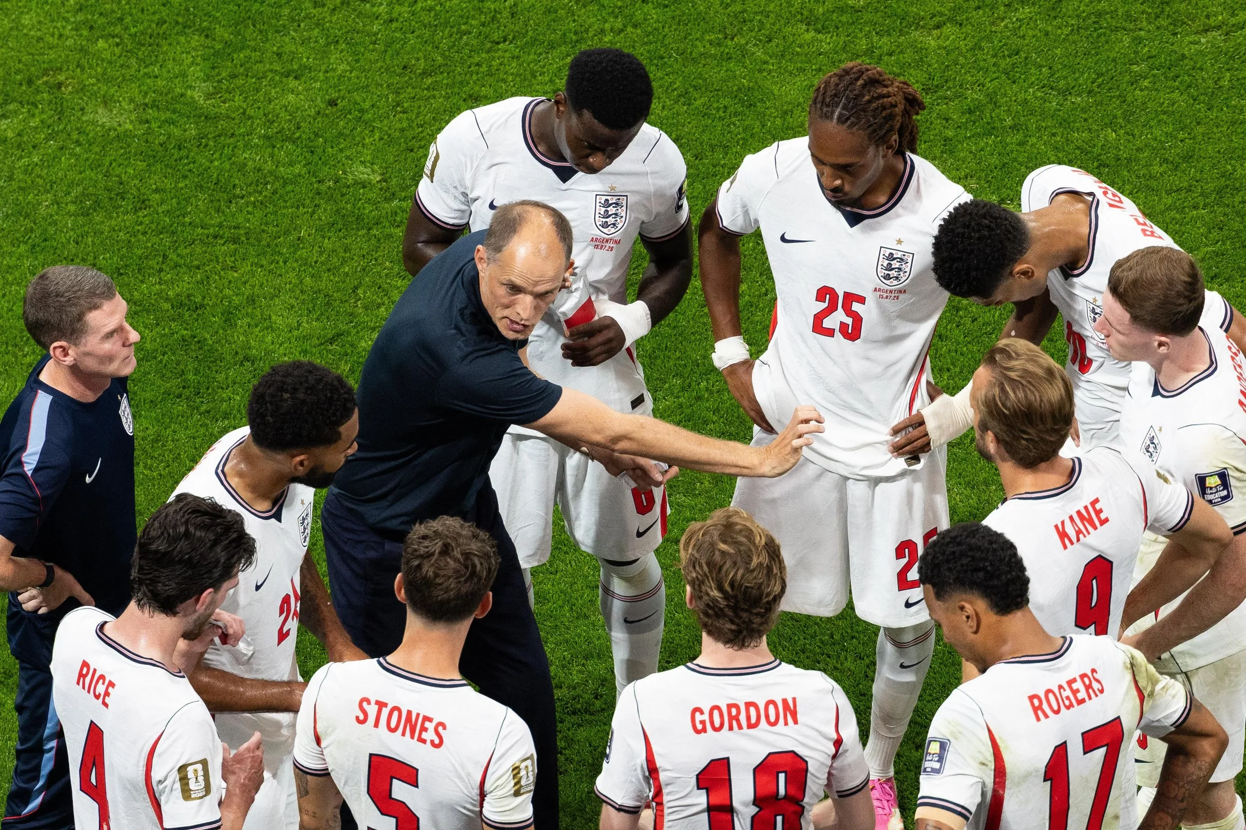 Thomas Tuchel talks to his England players