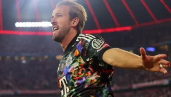 Harry Kane établit un record de 100 buts en Bundesliga en seulement 98 matchs