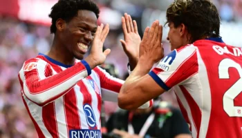 Jonathan David offre une victoire précieuse à l&rsquo;Atlético contre un Real Madrid réduit à dix