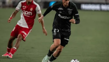 Yannick Cahuzac prend les rênes de Lens après le départ de Toppmöller