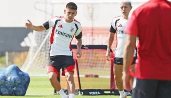Marco Silva évoque les débuts prometteurs de Claudio Echeverri avec Benfica