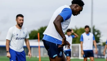 Martim Chelmik revient de la sélection nationale avec une blessure