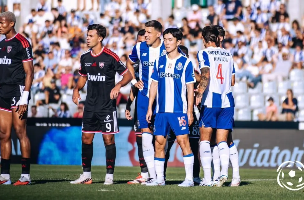 Henrique Araújo Jan Bednarek Hwang In-beom Casa Pia FC Porto