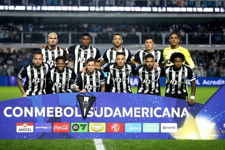 El Galo no encontró respuestas en Vila Belmiro. (EFE)