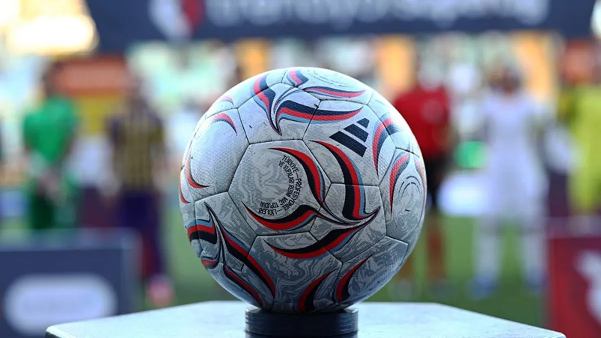 Trendyol Süper Lig'de 5. hafta maçlarını yönetecek hakemler açıklandı