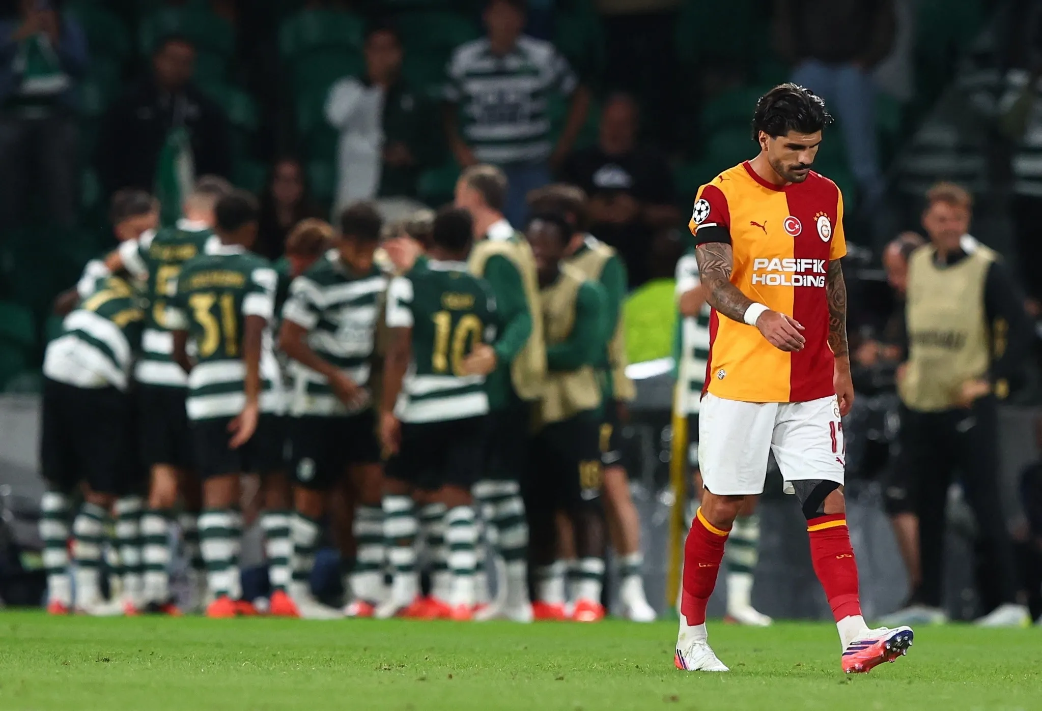 Galatasaray'da savunma krizine transfer çözümü! Resmi teklif yapıldı