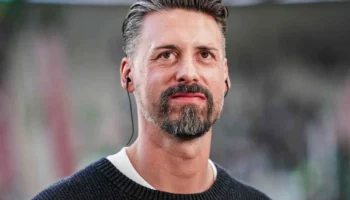 Le FC Bâle envisage Sandro Wagner pour le poste d&rsquo;entraîneur