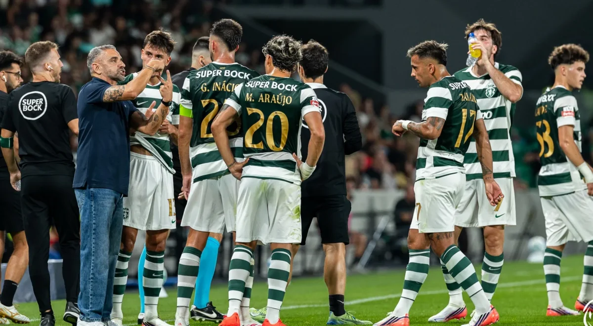 Sporting-jogadores-e-Rui-Borges.jpg Onde ver o Sporting x Arouca para a jornada 7 da Primeira Liga?