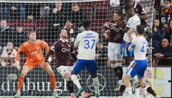 Premiership écossaise : McInnes hué lors du match nul de Rangers contre Hearts, Celtic tenu en échec à domicile