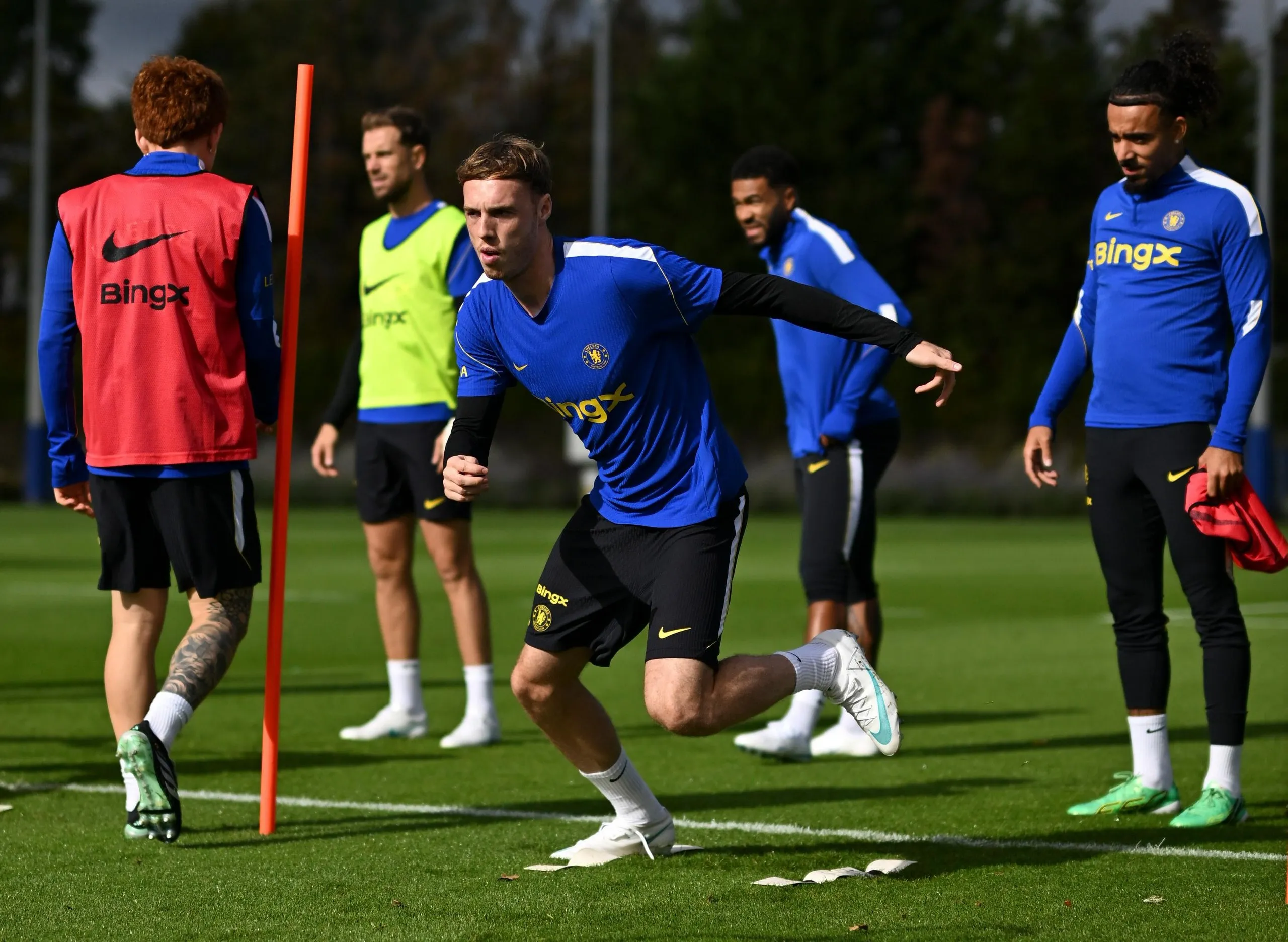 Cole Palmer in training with Chelsea.