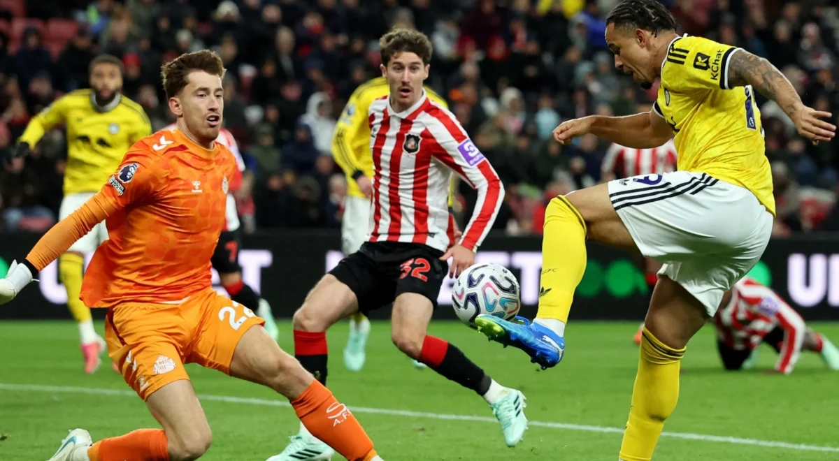 2917.jpg Roefs and Trafford stand firm as Sunderland and Leeds battle for point