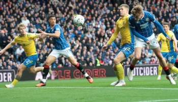 Scottish Premiership : Naderi propulse les Rangers en tête, Hearts écrase St Mirren