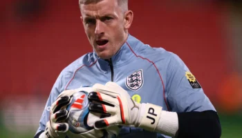 Pickford sous pression face à la Croatie, Trafford menace sa place