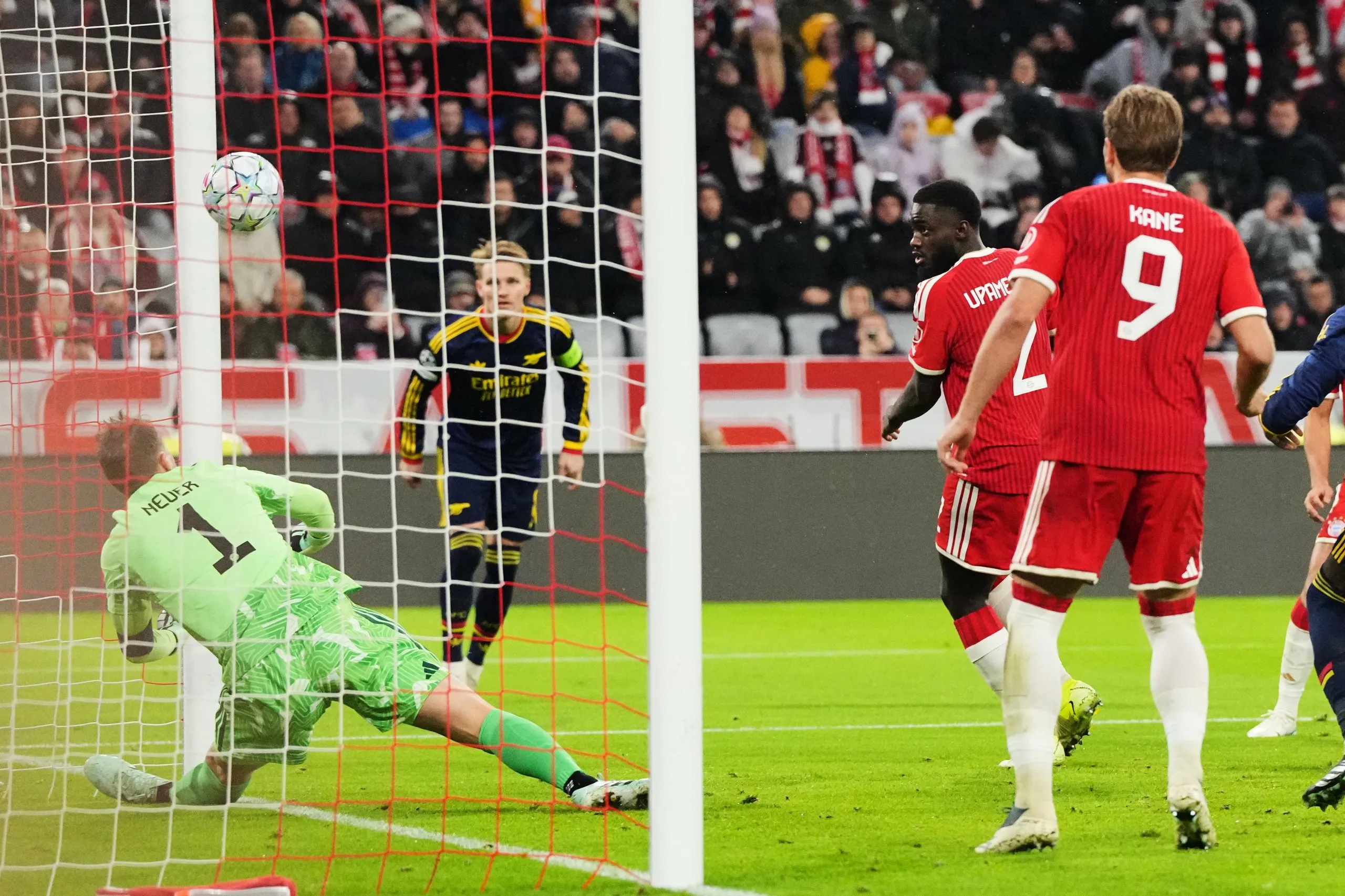 Bayern's goalkeeper Manuel Neuer saves