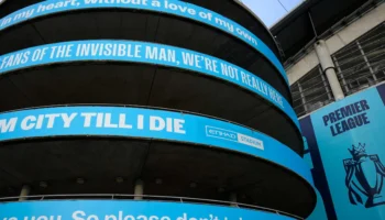 Pourquoi la plupart des supporters de Manchester City soutiennent leur club