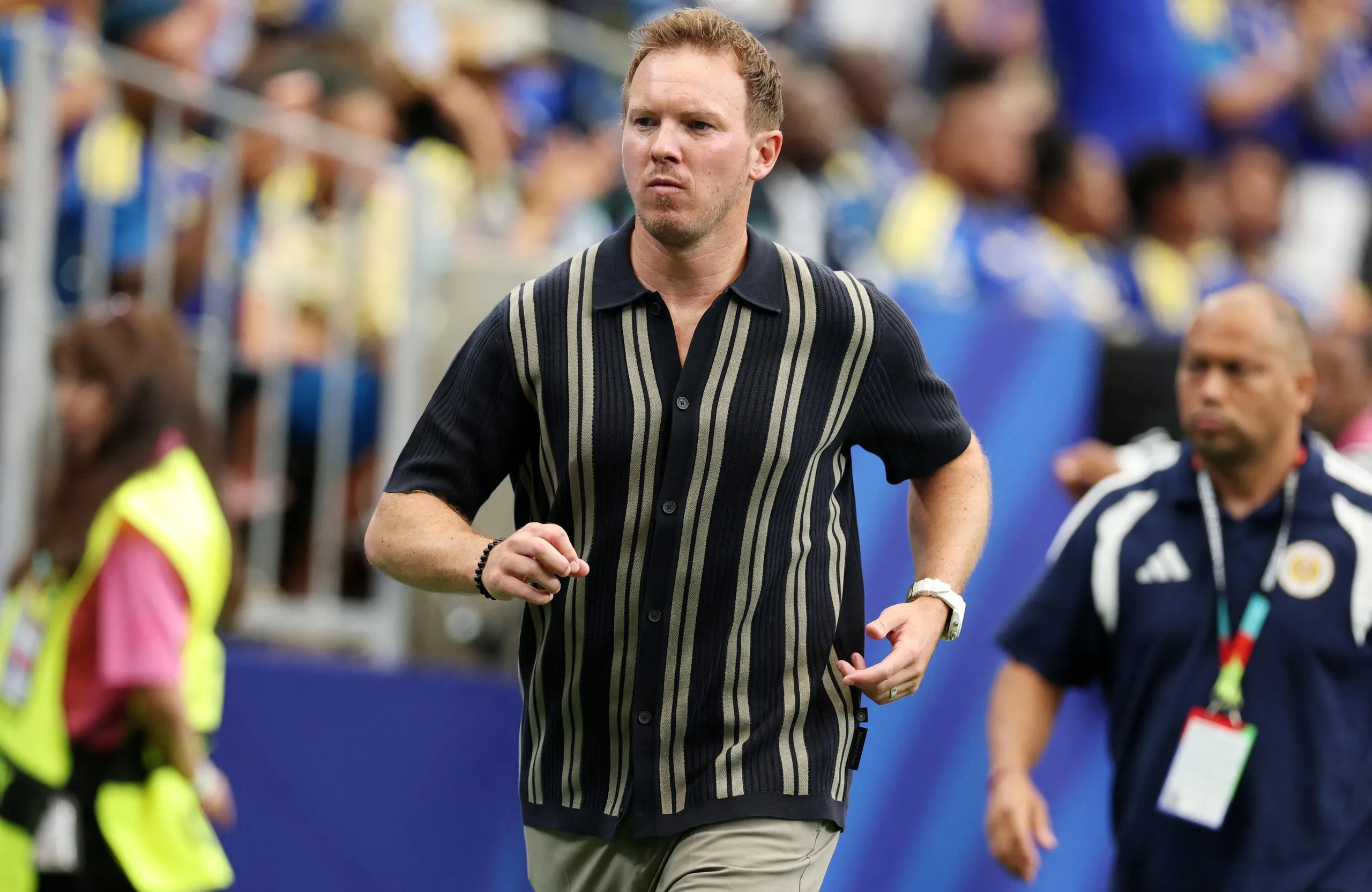 Julian Nagelsmann on the touchline.
