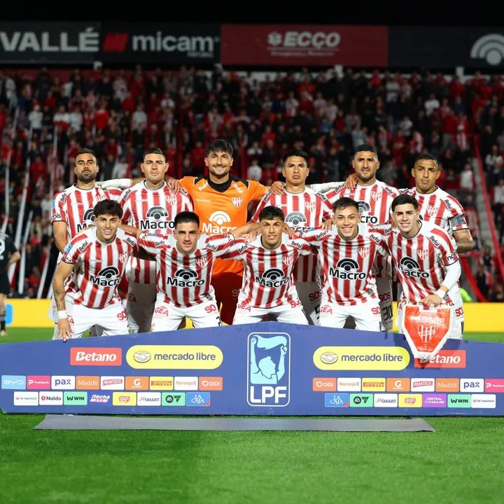 El 11 de Instituto ante Riestra. (Prensa Instituto)