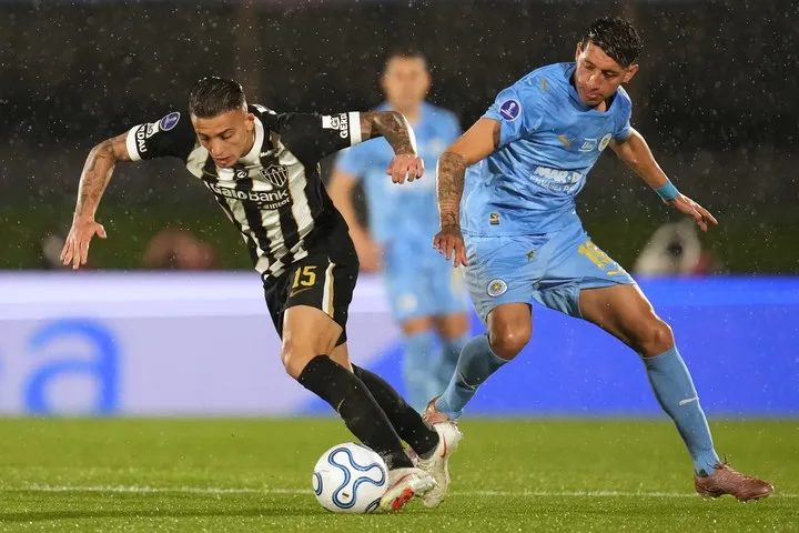 Kevin Castaño fue titular en la serie ante Montevideo City Torque. (AP Photo/Matilde Campodonico)