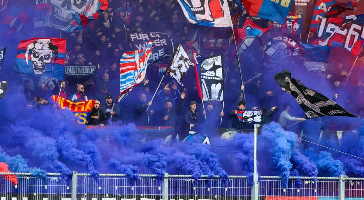 FC-Basel-Muttenzerkurve-Imago-1200.webp Die Muttenzerkurve schickt die FCB-Profis weg