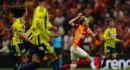 VAR intervention during disputed penalty situation for Galatasaray