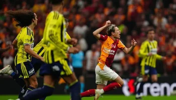 VAR intervention during disputed penalty situation for Galatasaray