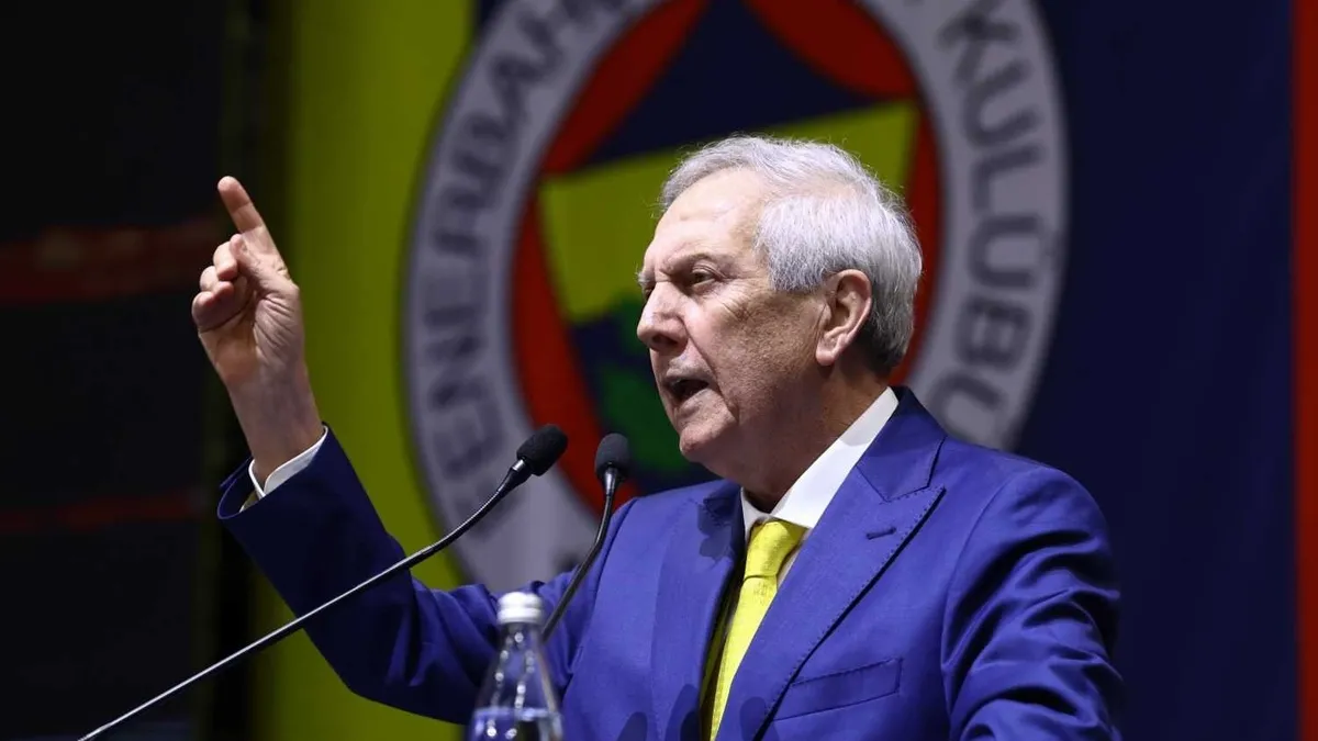 Fenerbahçe'de İsmail Kartal'ın geleceği masada! Aziz Yıldırım ve Cihan Kamer...